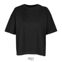 Boxy women