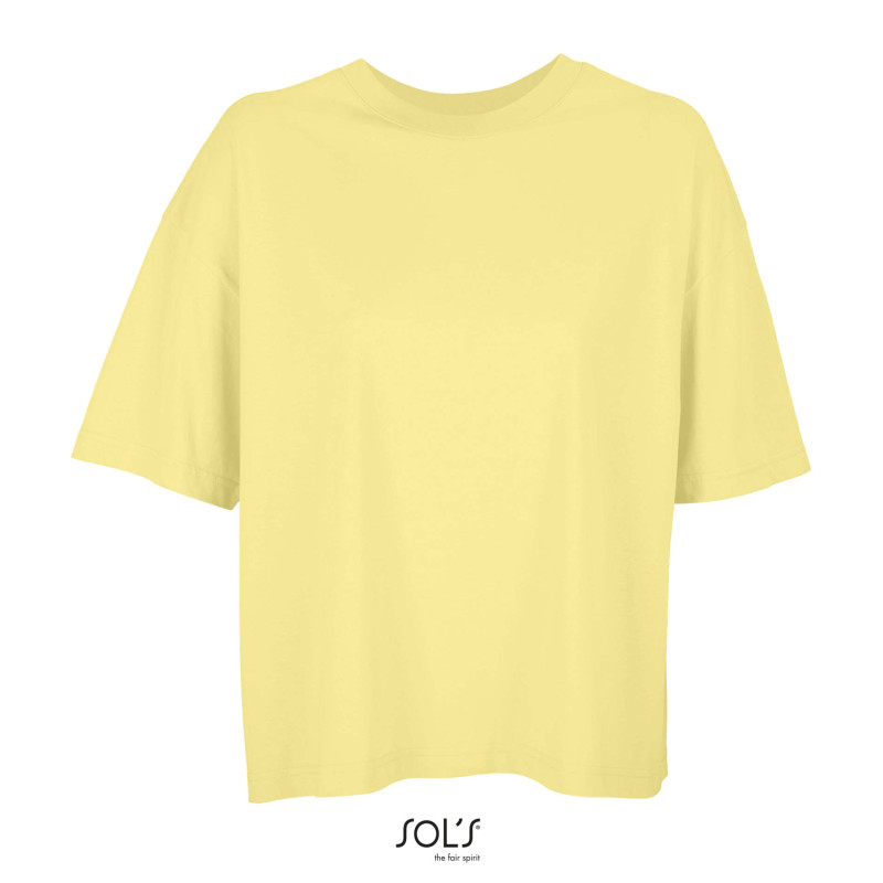 Boxy women Boxy women