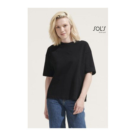 Boxy women
