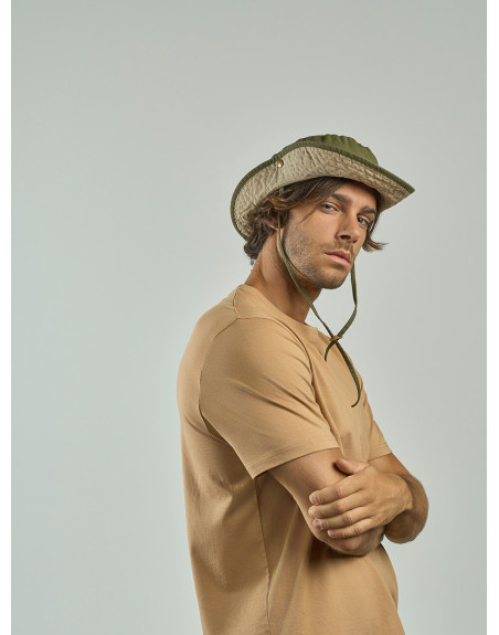Cappello da viaggiatore